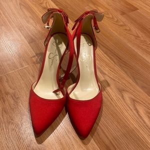 J red bow pumps